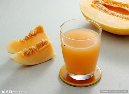 吃巨大哈密瓜视频,一睹巨型哈密瓜的震撼风采