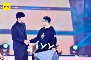 徐媛吃瓜视频大全播放免费,免费观看，笑料横生，带你领略娱乐圈趣味瞬间