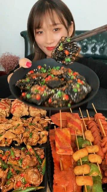 大瓜头吃臭豆腐视频大全,趣味视频大盘点