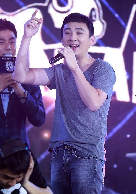 吃瓜联播罗志祥视频,吃瓜联播带你揭秘事件真相