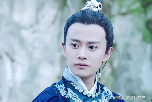 任嘉伦小主吃瓜视频播放,瓜田李下，真相几何？