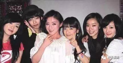 娱乐姐妹吃瓜视频