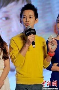 何炅吃瓜事件真相视频,真相视频曝光，还原事件始末