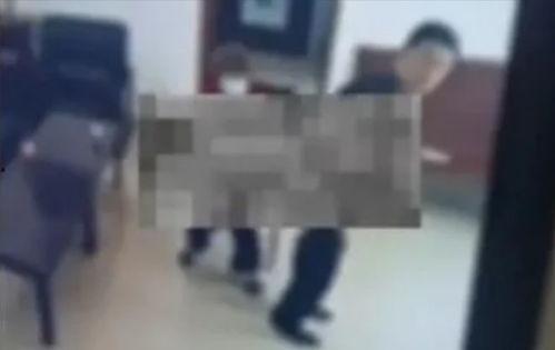 义乌工商吃瓜事件视频播放,视频曝光引发网友热议