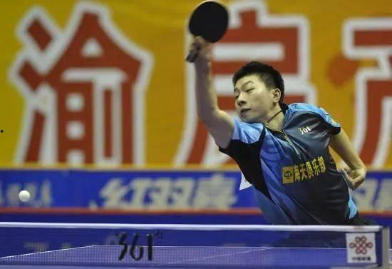 观众吃瓜乒乓球员视频播放,观众吃瓜时刻，球员精彩瞬间大盘点