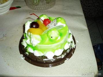 姐姐吃哈密瓜蛋糕视频,姐姐演绎甜蜜瞬间