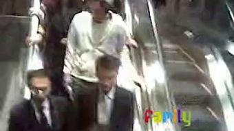 酒店二楼吃瓜事件视频,一场意外引发的社交风波